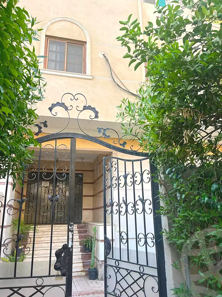 https://aqarmap.com.eg/ar/listing/6679361-for-sale-cairo-6th-of-october-el-ahyaa-neighborhood-4th-neighborhood-3