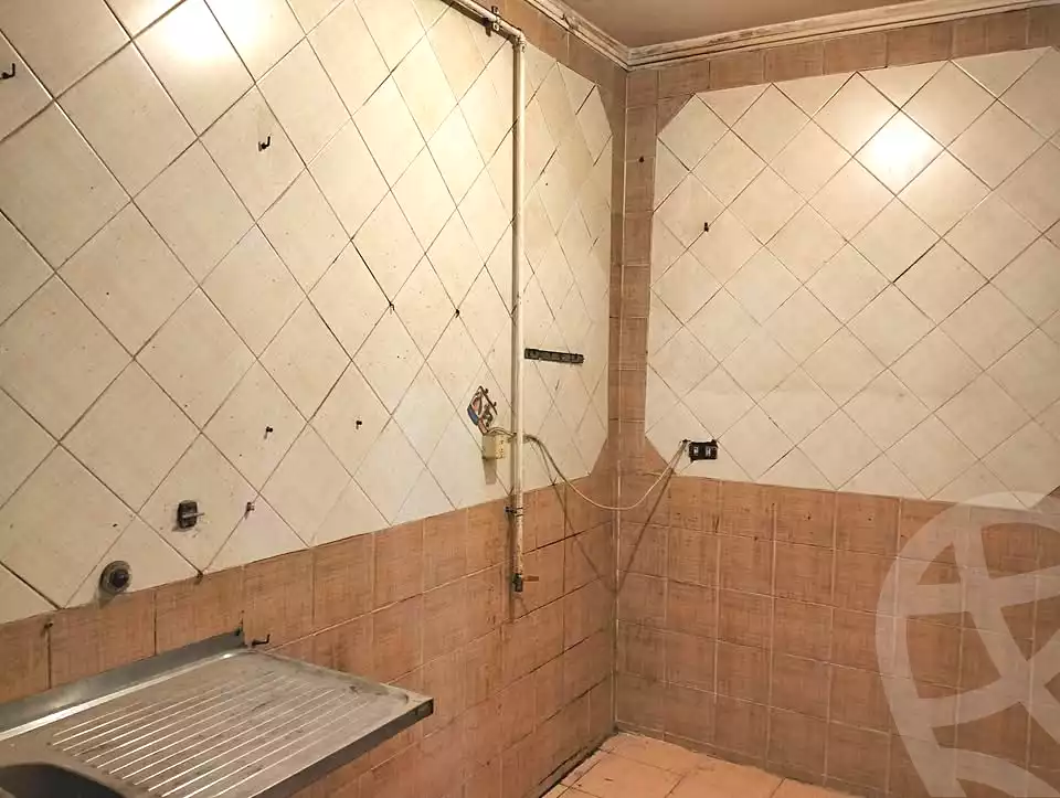 https://aqarmap.com.eg/en/listing/6679380-for-sale-cairo-helwan-helwan-el-sharkeya-zaki-hawas-st
