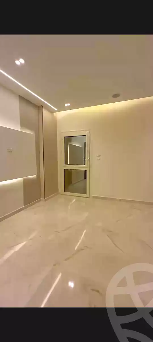 https://aqarmap.com.eg/ar/listing/6679876-for-sale-cairo-6th-of-october-el-ahyaa-neighborhood-4th-neighbourhood-1