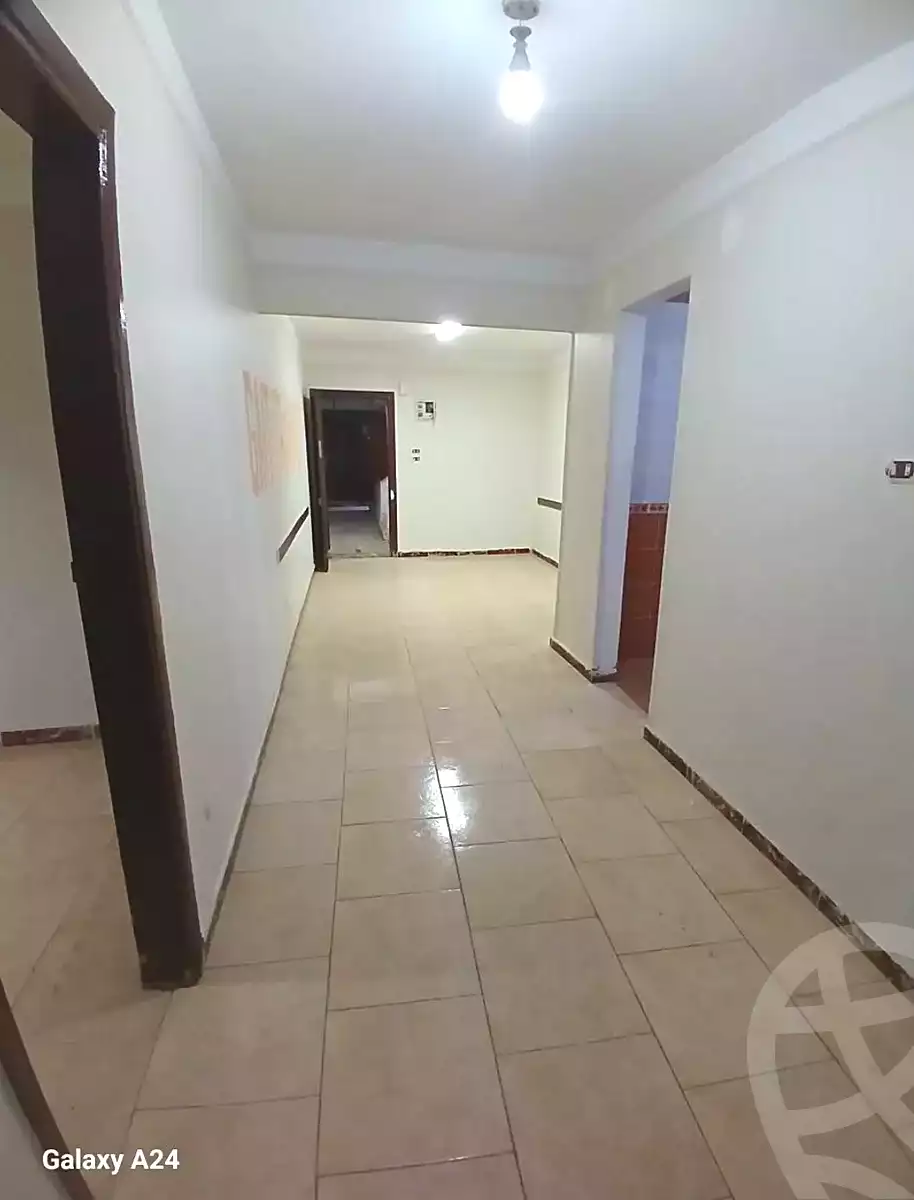 https://aqarmap.com.eg/ar/listing/6680009-for-rent-alexandria-el-asafra-l-sfr-bhry