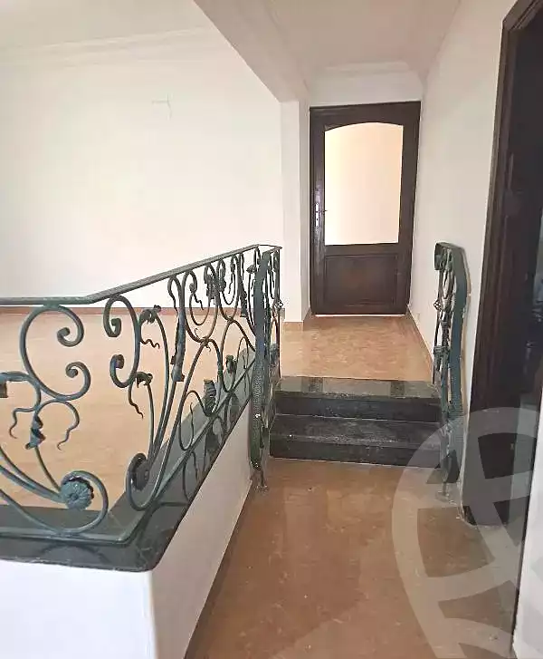 https://aqarmap.com.eg/ar/listing/6680248-for-sale-cairo-6th-of-october-el-ahyaa-neighborhood-2nd-divided-from-al-kafrawei-st