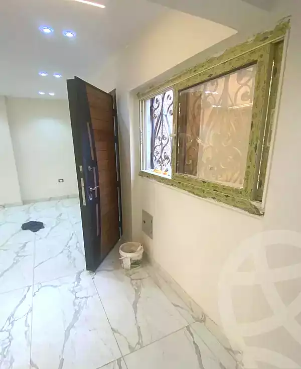 https://aqarmap.com.eg/ar/listing/6680275-for-sale-cairo-6th-of-october-el-ahyaa-neighborhood-3rd-al-hay-al-thalith-st