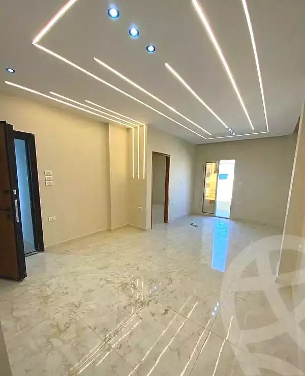 https://aqarmap.com.eg/ar/listing/6680281-for-sale-cairo-6th-of-october-el-ahyaa-neighborhood-2nd-divided-from-al-kafrawei-st