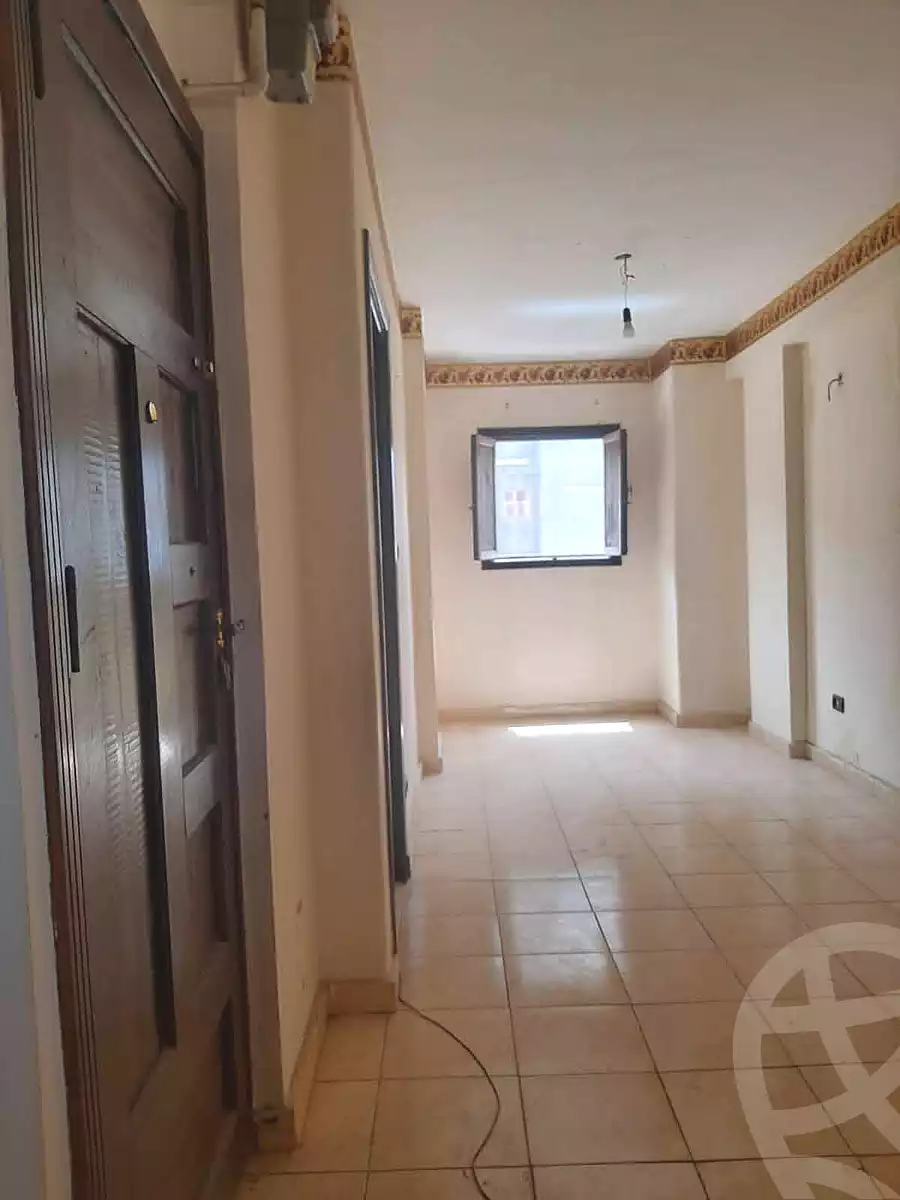 https://aqarmap.com.eg/ar/listing/6681396-for-sale-alexandria-moharram-bey-ibn-zahroon-st