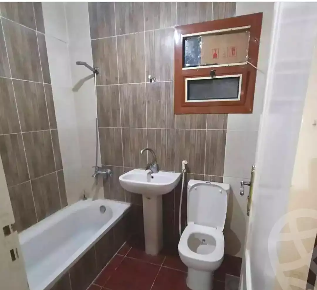 https://aqarmap.com.eg/ar/listing/6681540-for-sale-alexandria-sydy-bshr-sydy-bshr-bhry-gamal-abd-el-nasir-st