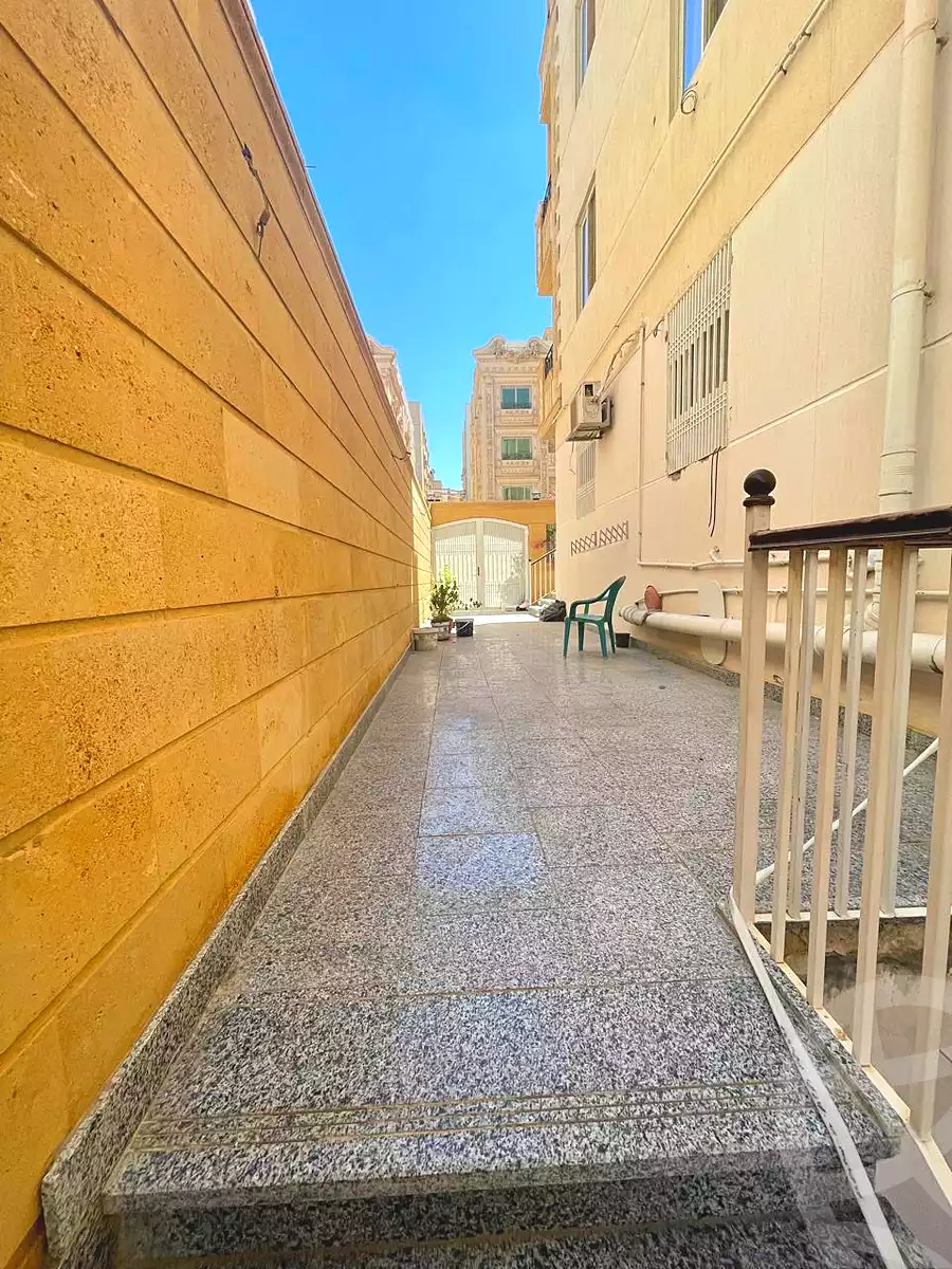 https://aqarmap.com.eg/ar/listing/6682304-for-sale-cairo-el-sheikh-zayed-city-compounds-zayed-heights-compound