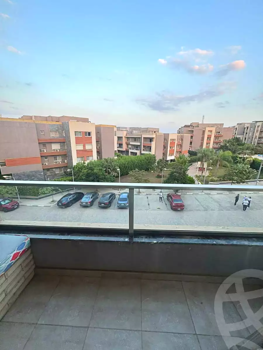 https://aqarmap.com.eg/en/listing/6682583-for-sale-cairo-el-sheikh-zayed-city-compounds-zayed-regency