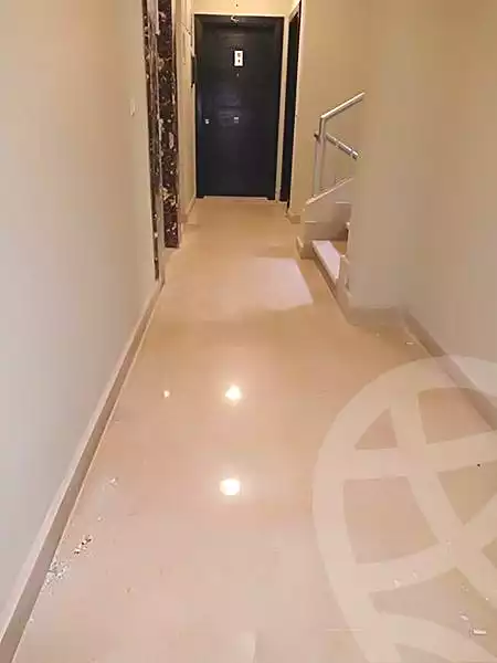 https://aqarmap.com.eg/en/listing/6683051-for-sale-cairo-el-sheikh-zayed-city-compounds-dh-drys