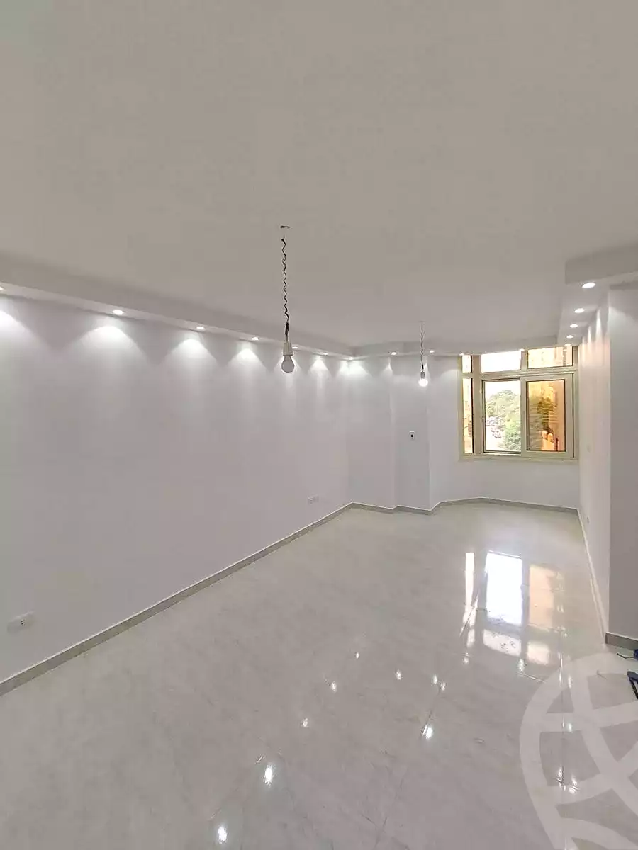 https://aqarmap.com.eg/ar/listing/6683922-for-sale-alexandria-moharram-bey