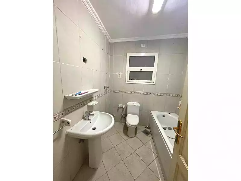 https://aqarmap.com.eg/ar/listing/6684279-for-sale-cairo-new-cairo-madinaty-eleventh-zone-buildings-madinaty-b-11