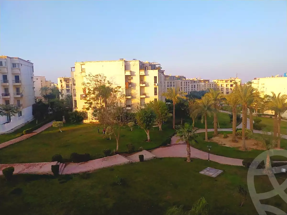https://aqarmap.com.eg/en/listing/6684367-for-sale-cairo-el-sheikh-zayed-city-compounds-hadayek-el-mohandiseen