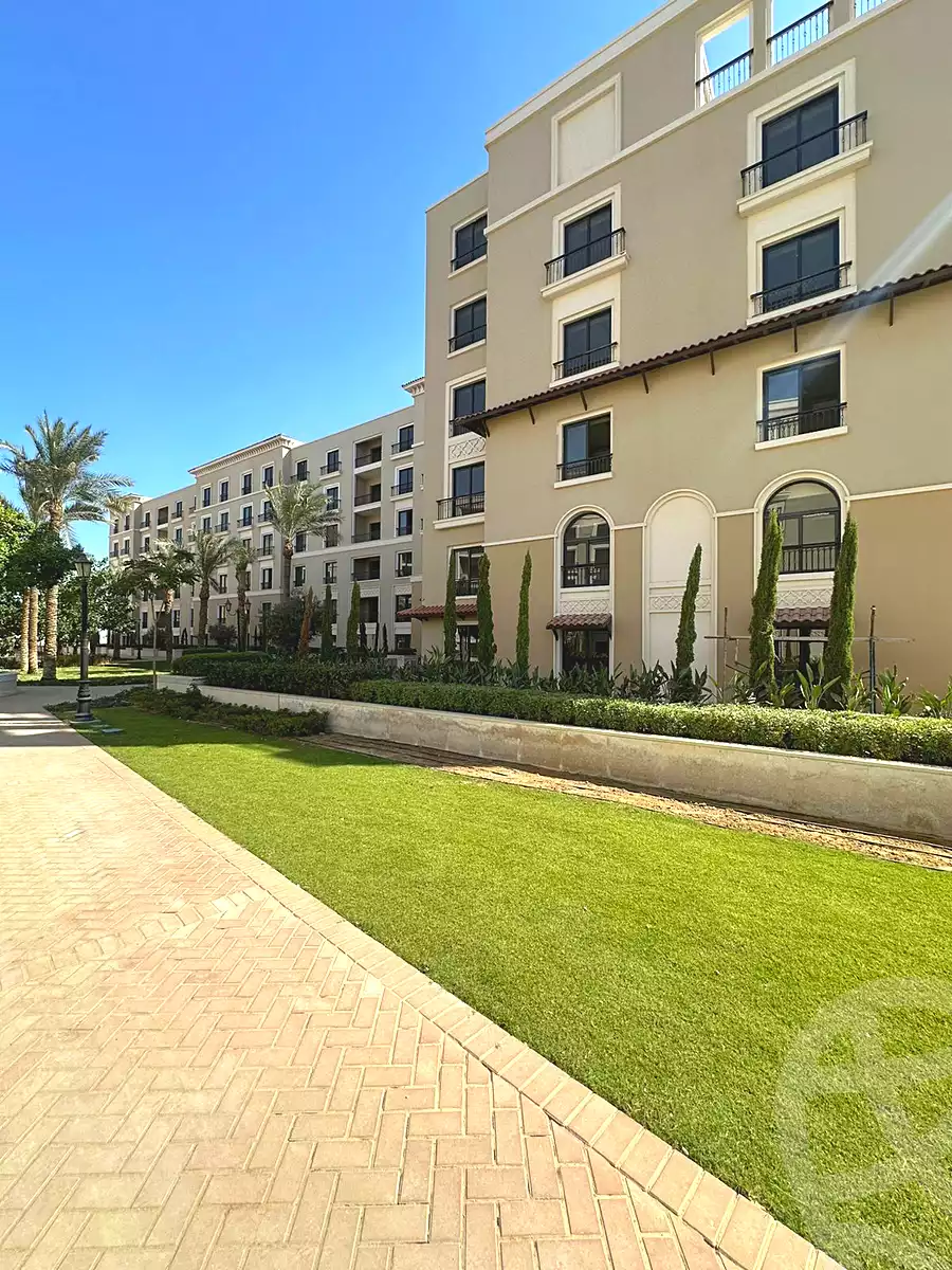 https://aqarmap.com.eg/en/listing/6684541-for-sale-cairo-el-sheikh-zayed-city-compounds-kmbwnd-fyldj-wyst-dr-llttwyr