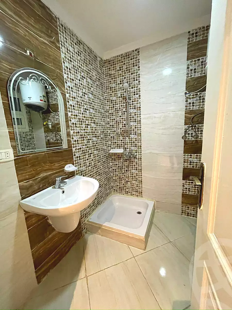 https://aqarmap.com.eg/ar/listing/6685023-for-sale-cairo-el-sheikh-zayed-city-compounds-dr-msr