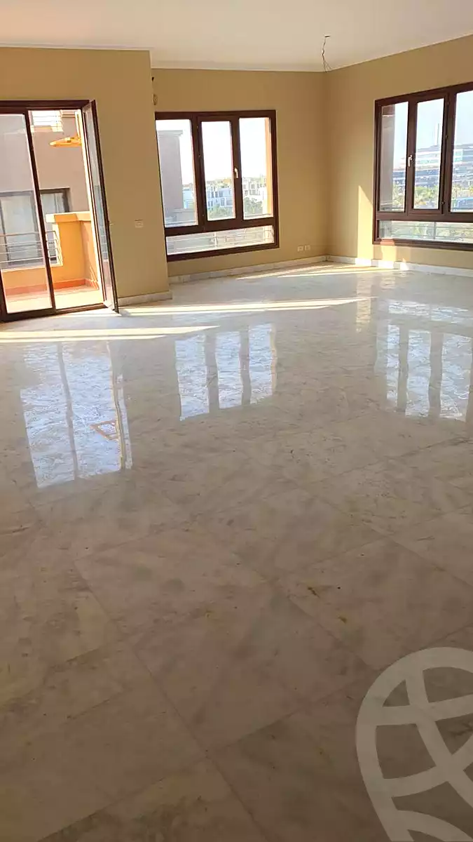 https://aqarmap.com.eg/en/listing/6685575-for-sale-cairo-el-sheikh-zayed-city-compounds-casa