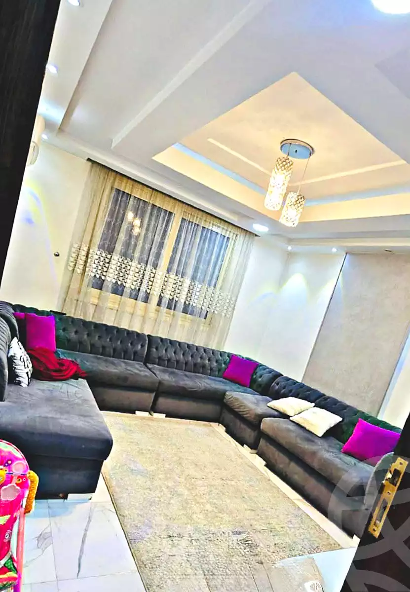 https://aqarmap.com.eg/en/listing/6685998-for-sale-cairo-helwan-helwan-el-sharkeya-zaki-hawas-st