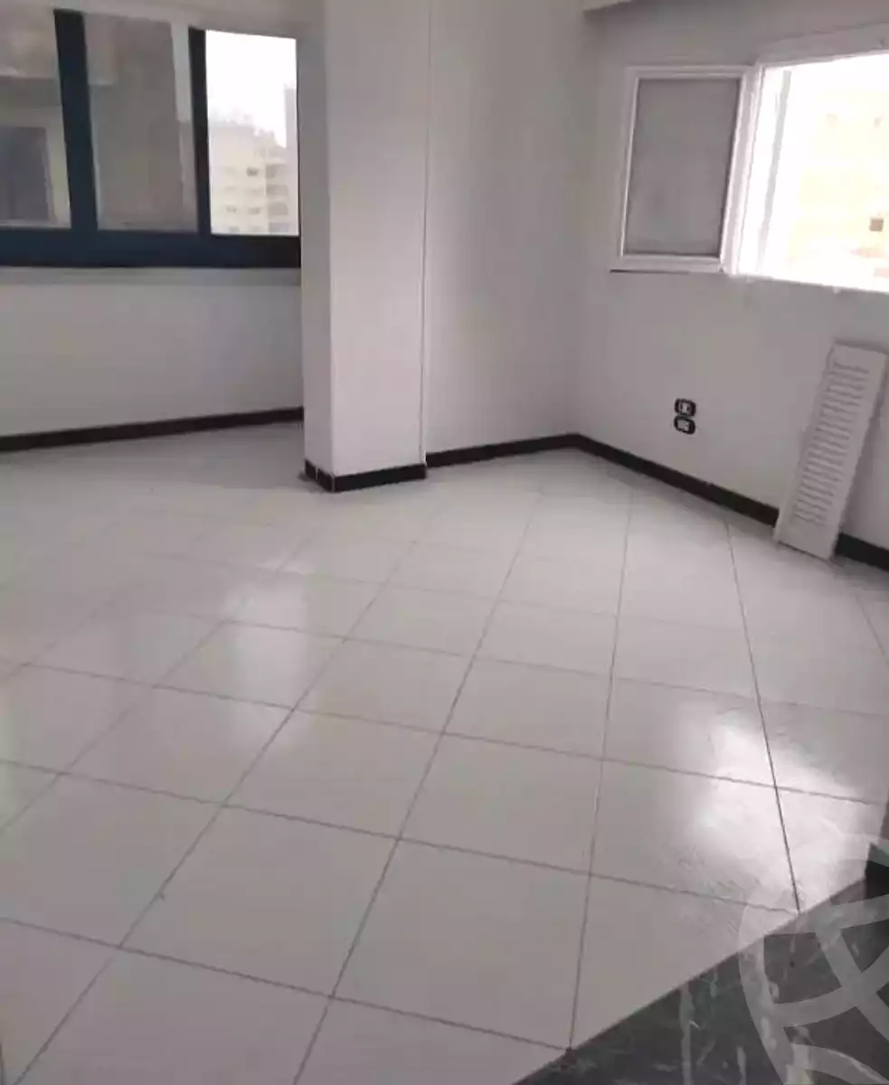 https://aqarmap.com.eg/en/listing/6686023-for-sale-cairo-el-haram-shareaa-khatem-el-morsalen