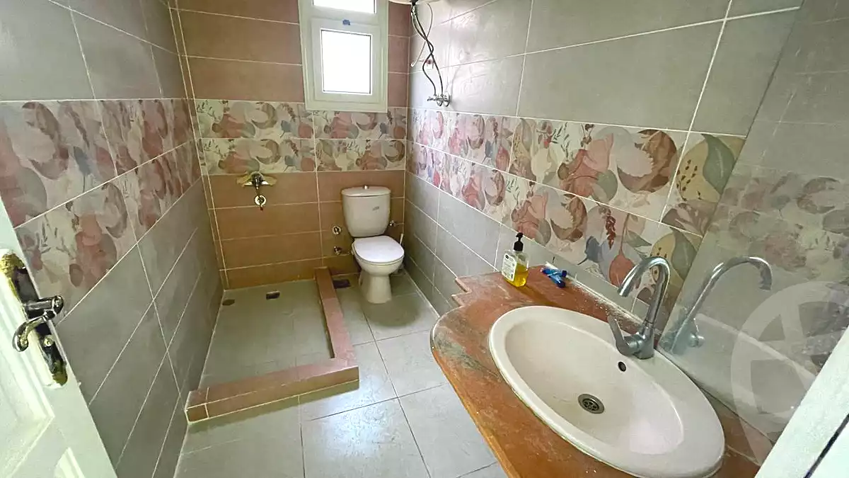 https://aqarmap.com.eg/ar/listing/6686112-for-sale-alexandria-lauran-shr-bw-qyr-tryq-lhry