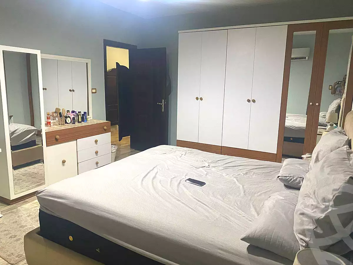 https://aqarmap.com.eg/en/listing/6686248-for-sale-cairo-helwan-helwan-el-sharkeya-mostafa-safwat-st