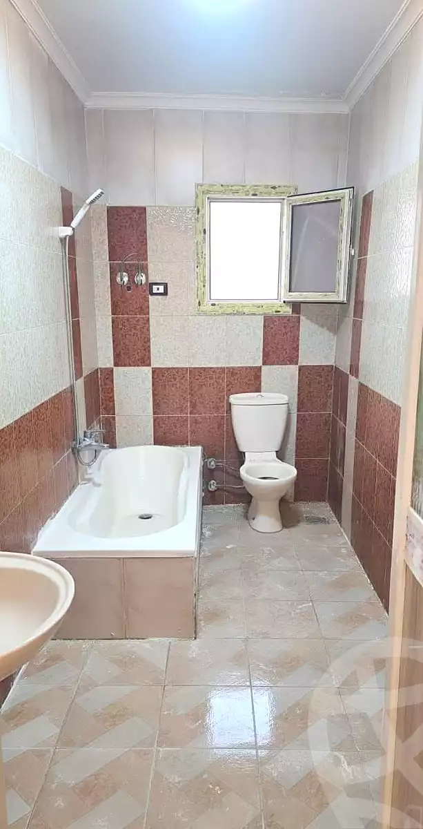 https://aqarmap.com.eg/en/listing/6686600-for-sale-alexandria-lsywf-el-falki