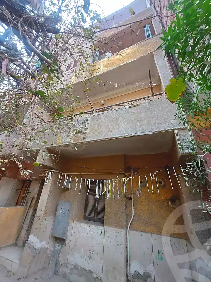 https://aqarmap.com.eg/ar/listing/6686609-for-sale-cairo-helwan-el-shareaa-el-sharby-st