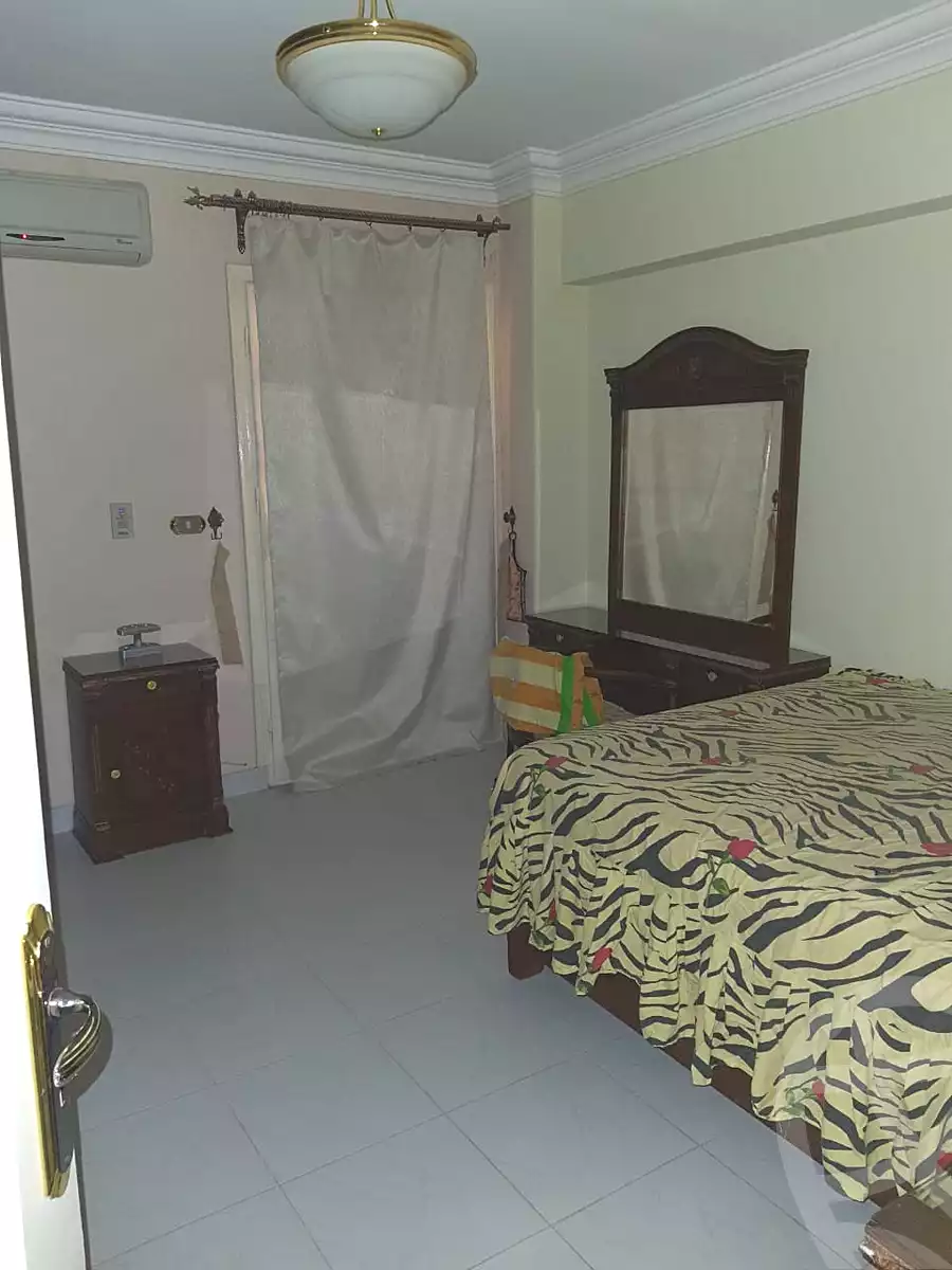 https://aqarmap.com.eg/ar/listing/6686735-for-sale-cairo-6th-of-october-el-ahyaa-neighborhood-4th-neighbourhood-1