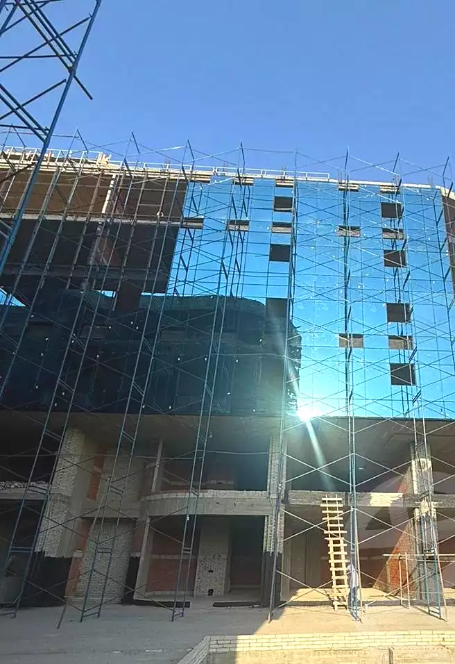 https://aqarmap.com.eg/ar/listing/6686911-for-sale-cairo-el-sheikh-zayed-city-compounds-101-mall-premium