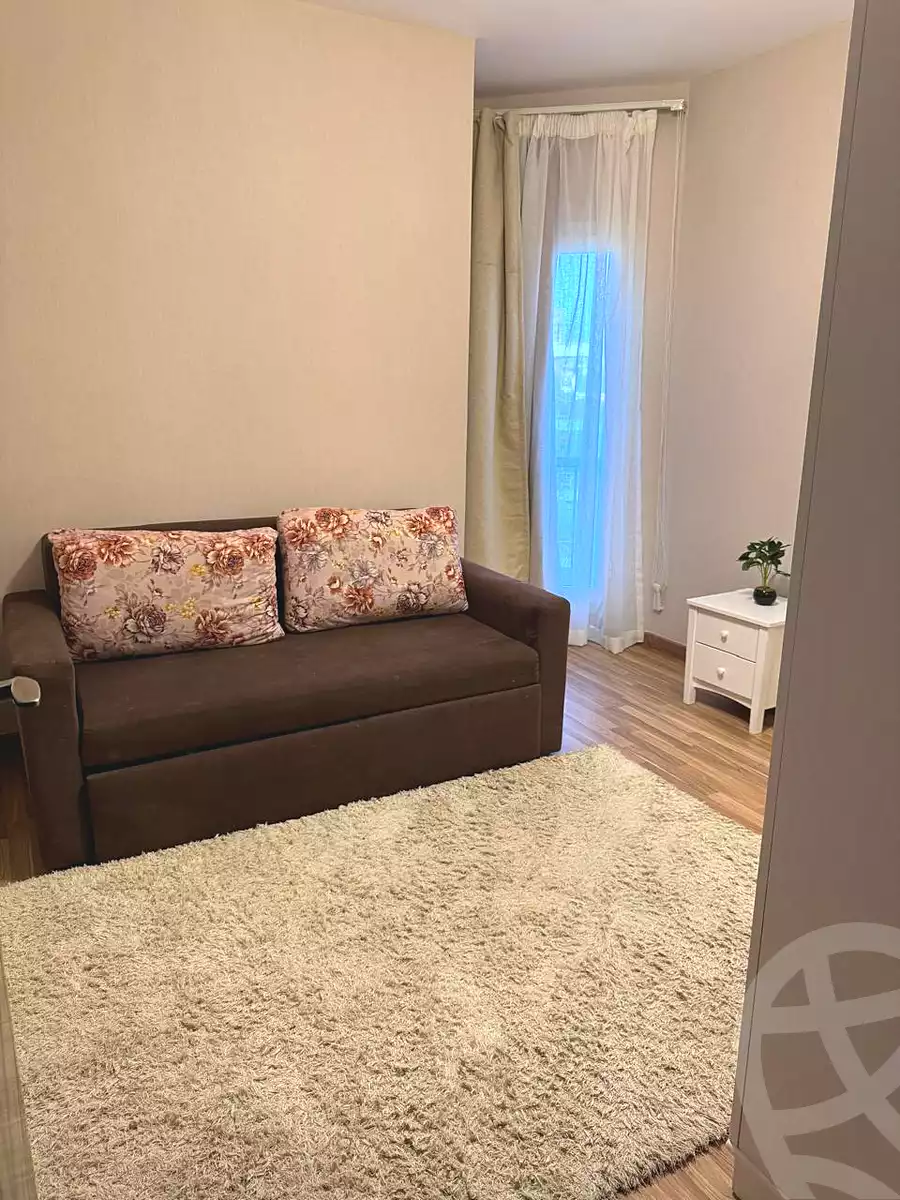 https://aqarmap.com.eg/ar/listing/6687000-for-rent-cairo-el-sheikh-zayed-city-compounds-dh-drys