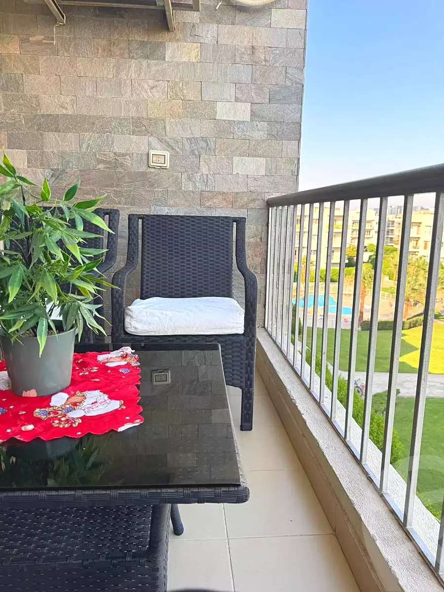 https://aqarmap.com.eg/ar/listing/6687000-for-rent-cairo-el-sheikh-zayed-city-compounds-dh-drys