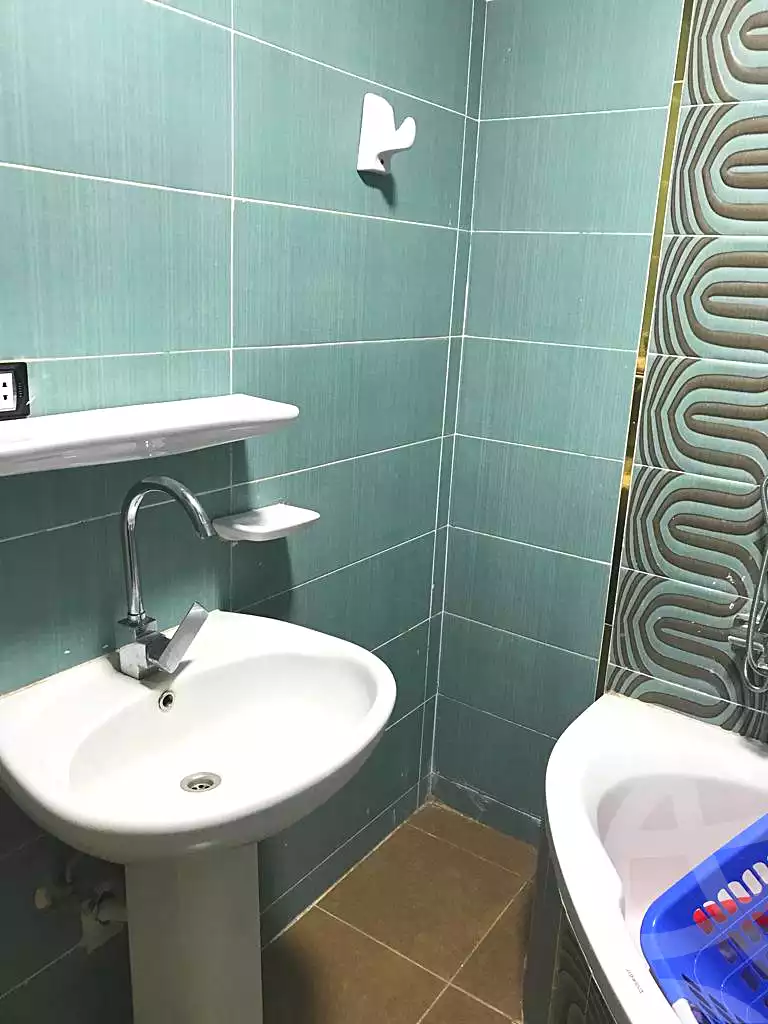 https://aqarmap.com.eg/ar/listing/6687045-for-sale-cairo-el-haram-el-lebeny-ali-sabry-st
