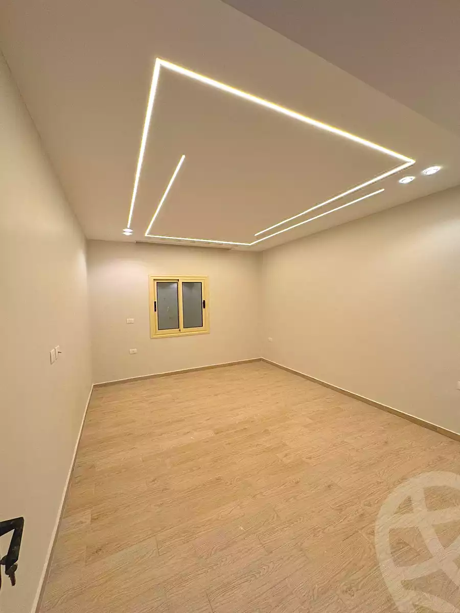 https://aqarmap.com.eg/en/listing/6687163-for-sale-cairo-6th-of-october-el-ahyaa-neighborhood-3rd-al-hay-al-thalith-st