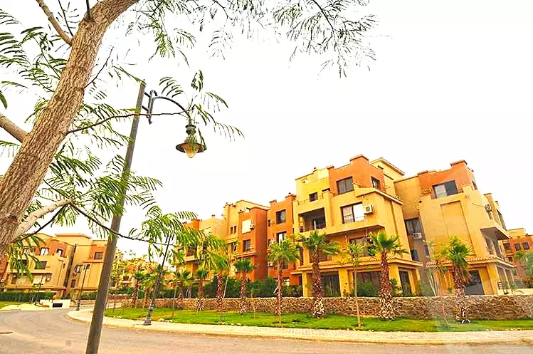 https://aqarmap.com.eg/en/listing/6687551-for-sale-cairo-el-sheikh-zayed-city-compounds-casa