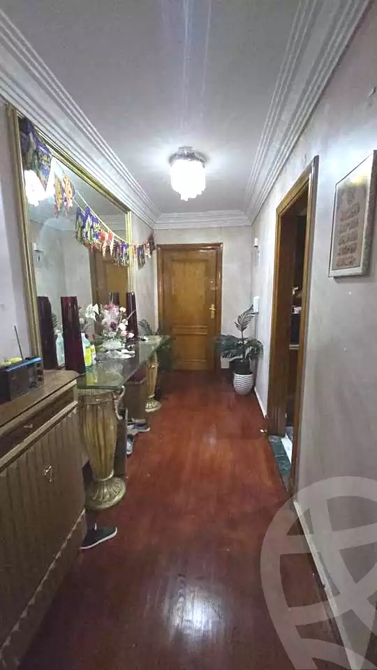 https://aqarmap.com.eg/ar/listing/6687858-for-sale-alexandria-lauran