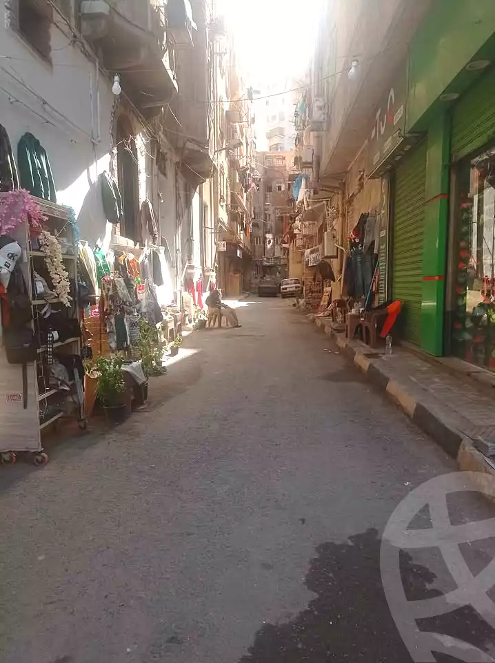 https://aqarmap.com.eg/ar/listing/6688116-for-sale-alexandria-moharram-bey-el-rasafa-st