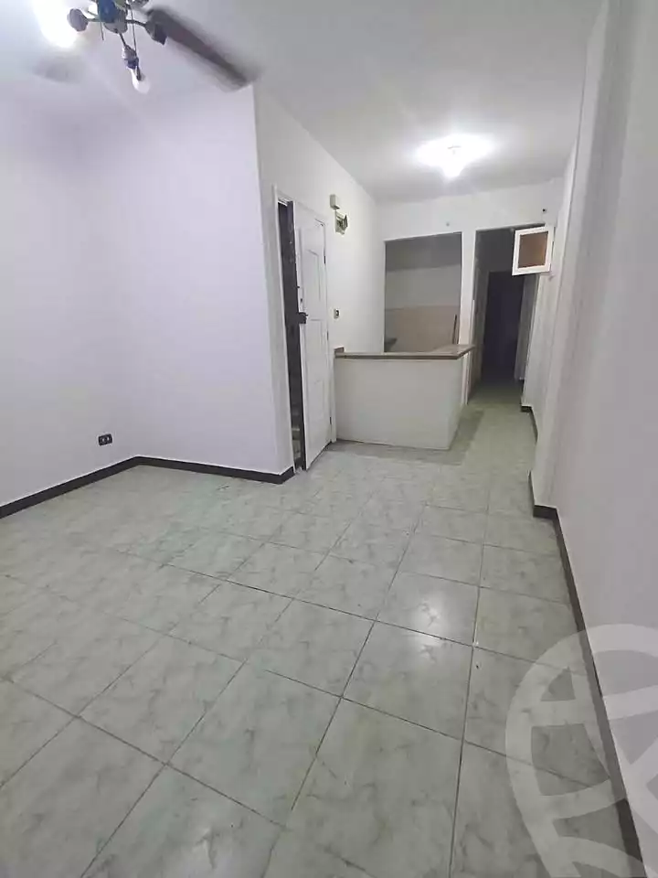 https://aqarmap.com.eg/ar/listing/6688424-for-sale-alexandria-sydy-bshr-sydy-bshr-bhry-gamal-abd-el-nasir-st