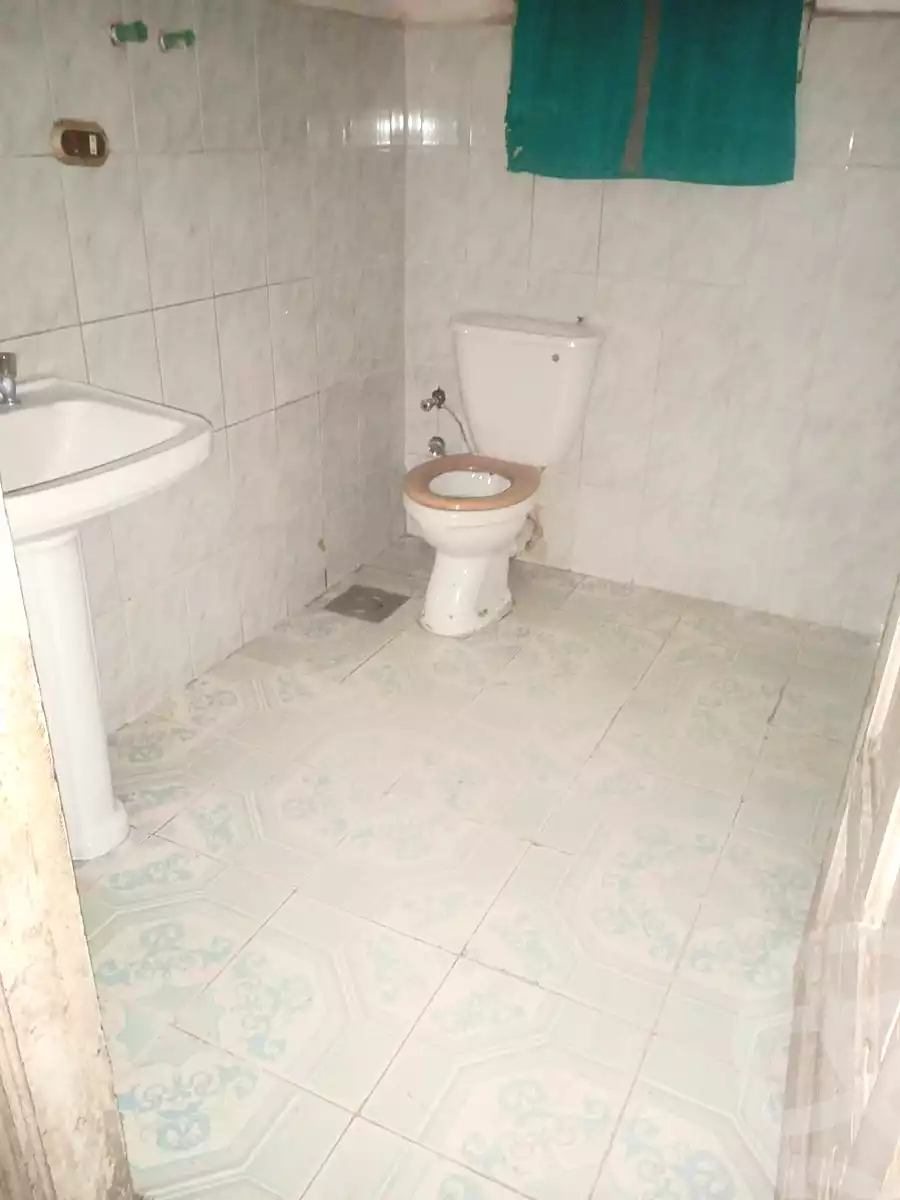 https://aqarmap.com.eg/en/listing/6688497-for-rent-alexandria-l-jmy-l-jmy-lbhry-salem-eid-st