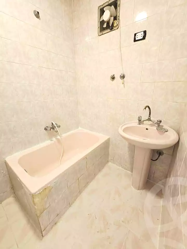 https://aqarmap.com.eg/ar/listing/6688515-for-sale-alexandria-l-jmy-shataa-el-nakheel