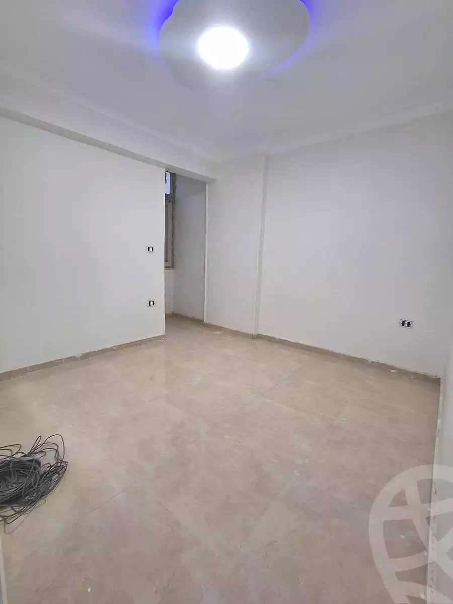 https://aqarmap.com.eg/ar/listing/6689394-for-sale-alexandria-l-jmy-lbytsh-bianchiii-el-bashwat-st