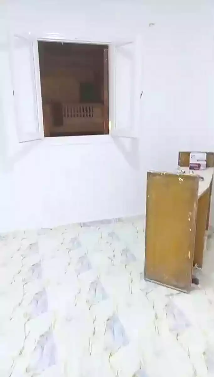 https://aqarmap.com.eg/ar/listing/6689500-for-sale-alexandria-l-jmy-el-hanouvel-radwan-st