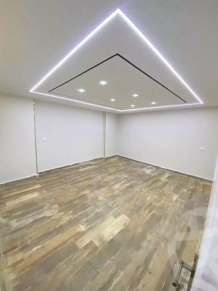 https://aqarmap.com.eg/ar/listing/6689632-for-sale-alexandria-l-jmy-lbytsh-bianchiii-el-arbaeen-st