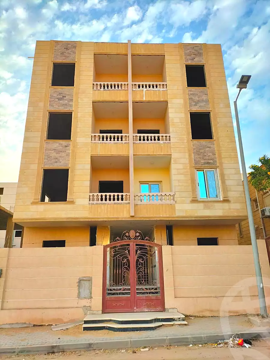 https://aqarmap.com.eg/ar/listing/6689724-for-sale-cairo-badr-city-hai-el-ashgar-featured-neighborhood-el-imam-el-bokhary-st