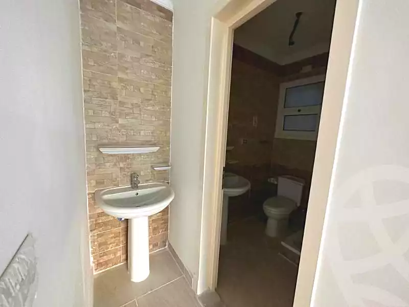 https://aqarmap.com.eg/ar/listing/6689842-for-rent-cairo-new-cairo-madinaty-tenth-zone-buildings-group-103
