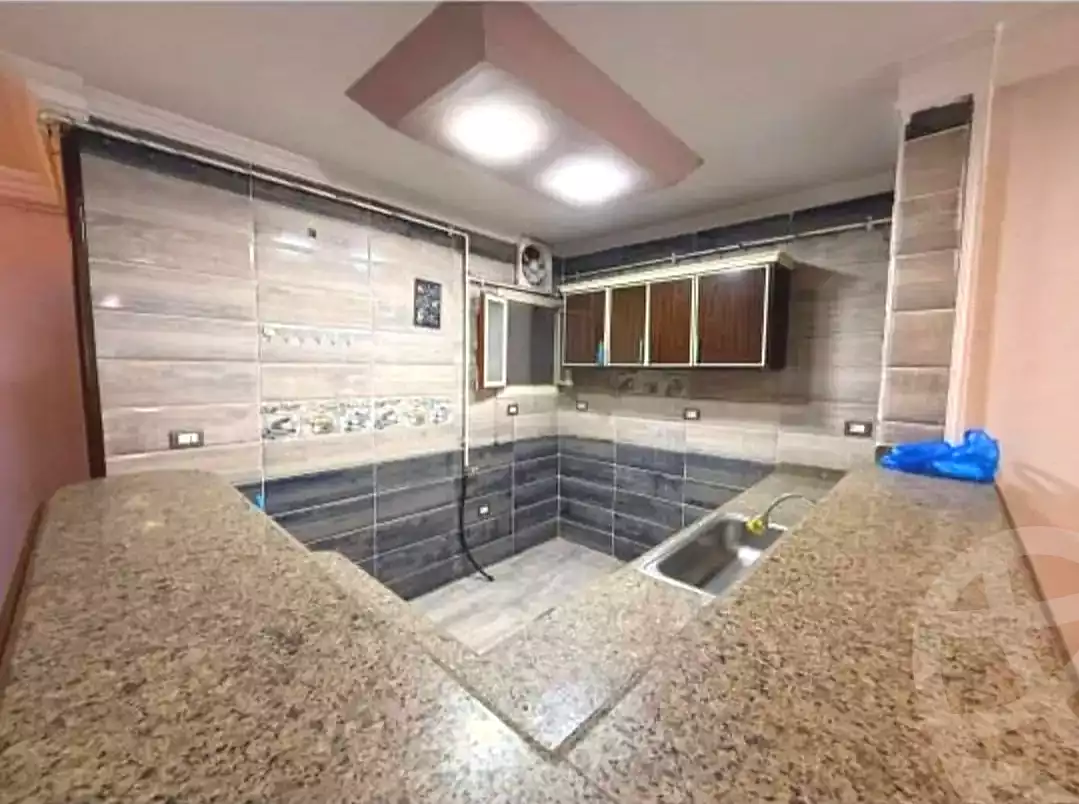 https://aqarmap.com.eg/ar/listing/6690994-for-sale-alexandria-camp-cesar-port-said-street