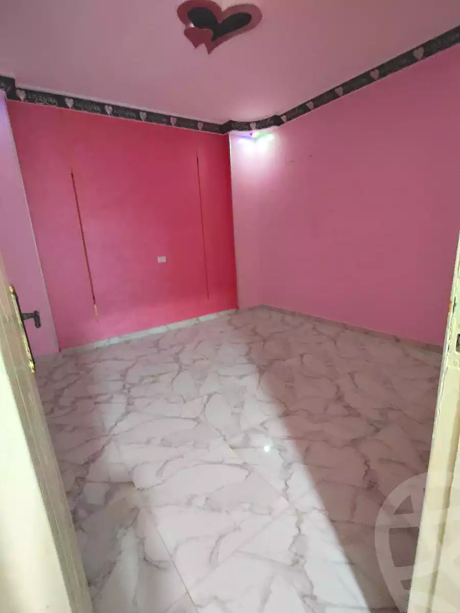 https://aqarmap.com.eg/ar/listing/6692149-for-rent-cairo-helwan-hadayek-helwan-nile-corniche-st