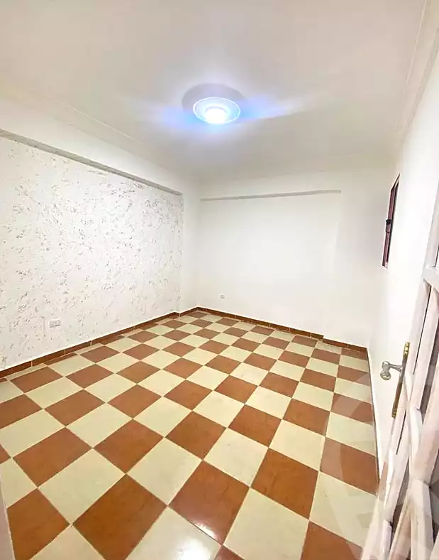 https://aqarmap.com.eg/en/listing/6693284-for-sale-alexandria-lsywf-el-falki