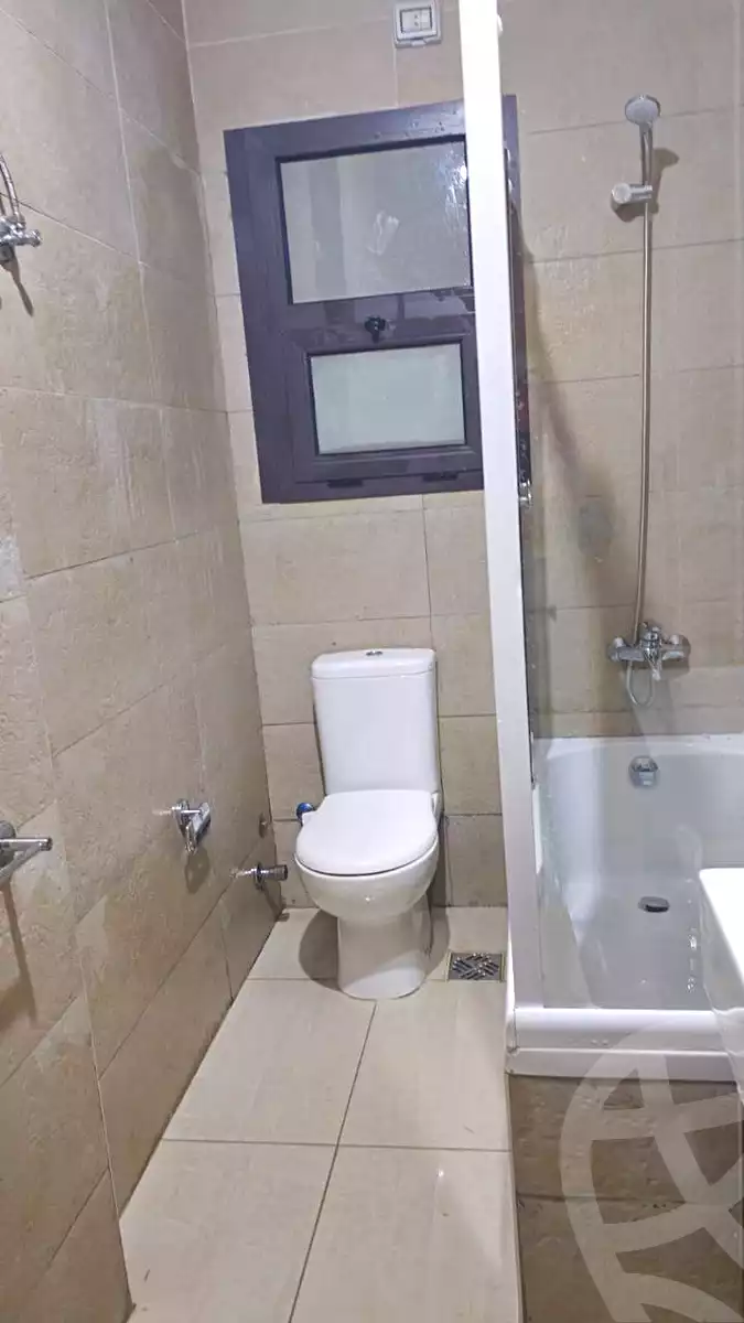 https://aqarmap.com.eg/ar/listing/6693358-for-sale-cairo-new-cairo-compounds-fifth-square