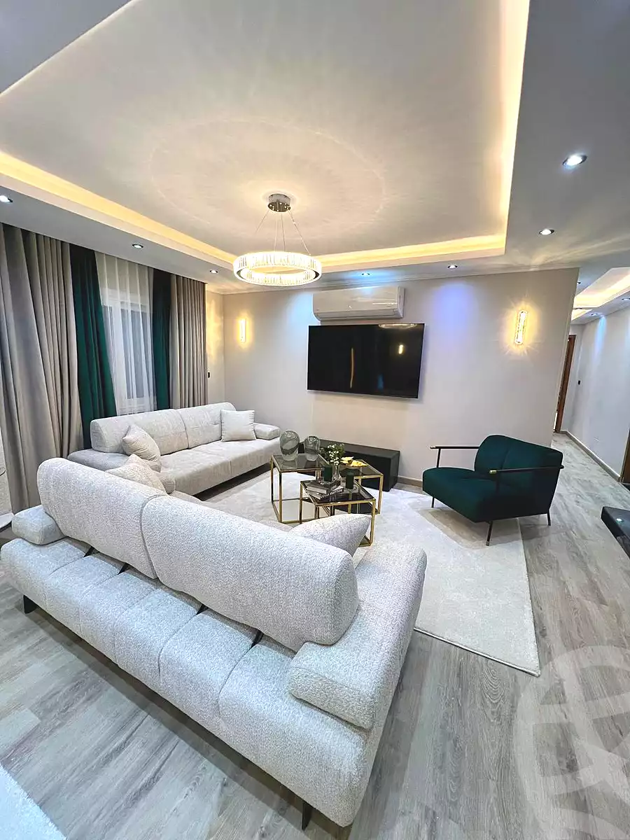 https://aqarmap.com.eg/en/listing/6693471-for-sale-cairo-new-cairo-compounds-mwrd-fq-llttwyr