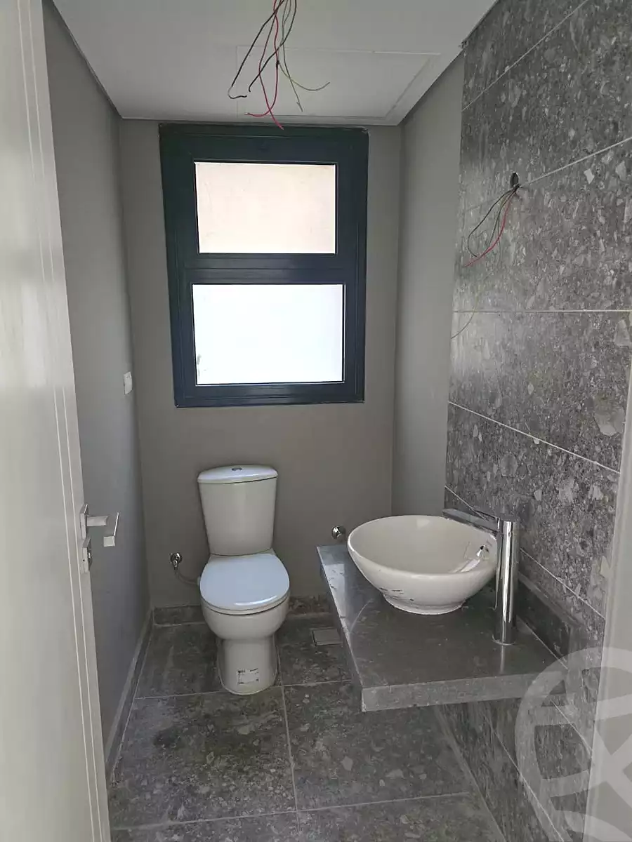 https://aqarmap.com.eg/ar/listing/6693738-for-sale-cairo-el-sheikh-zayed-city-compounds-kmbwnd-fyldj-wyst-dr-llttwyr