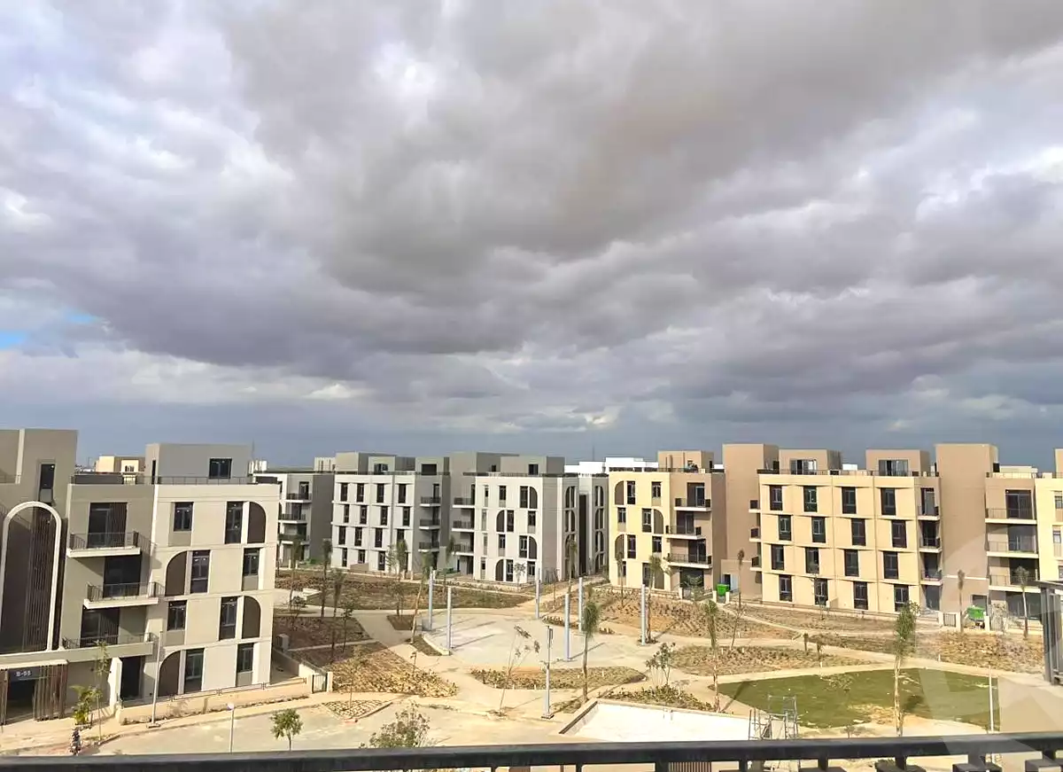 https://aqarmap.com.eg/ar/listing/6693729-for-sale-cairo-el-sheikh-zayed-city-lshykh-zyd-ljdyd-vye