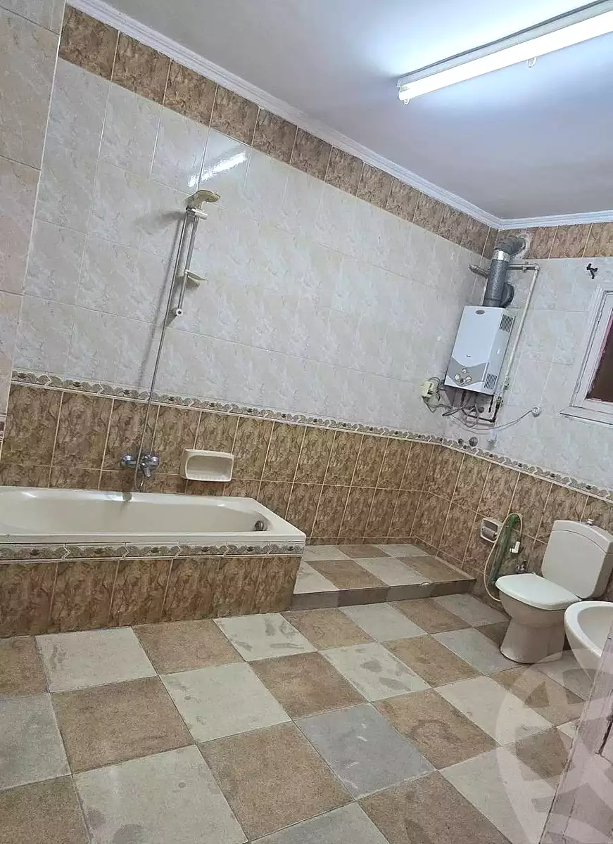 https://aqarmap.com.eg/ar/listing/6694153-for-rent-cairo-helwan-helwan-el-sharkeya-heidar-st