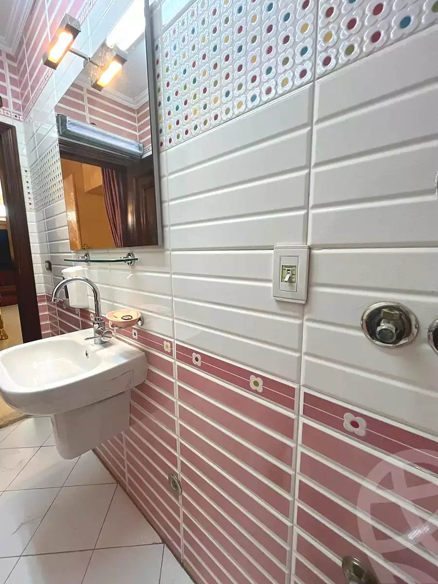 https://aqarmap.com.eg/en/listing/6694325-for-sale-cairo-hadayek-el-koba-wali-al-ahd-st